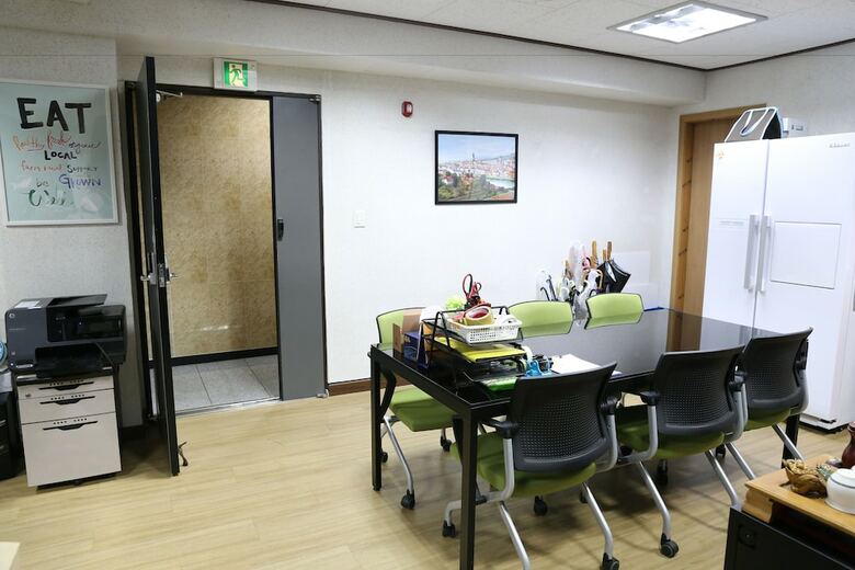Hostal Grand Field Residence Hostel