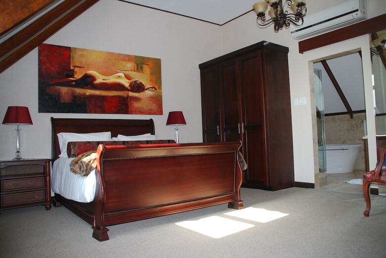 Hotel Sunninghill Guest Lodge