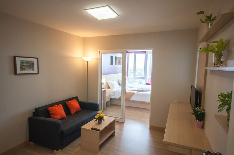 Aparthotel Implace Impact @ Msociety Condo