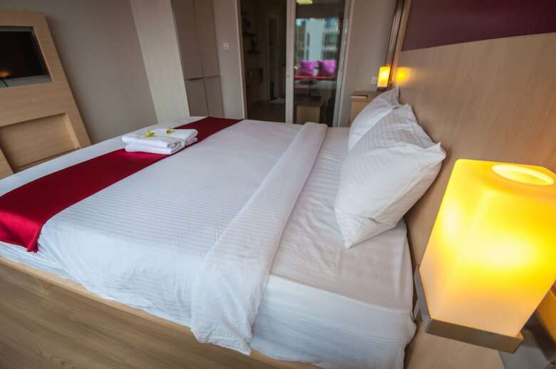 Aparthotel Implace Impact @ Msociety Condo