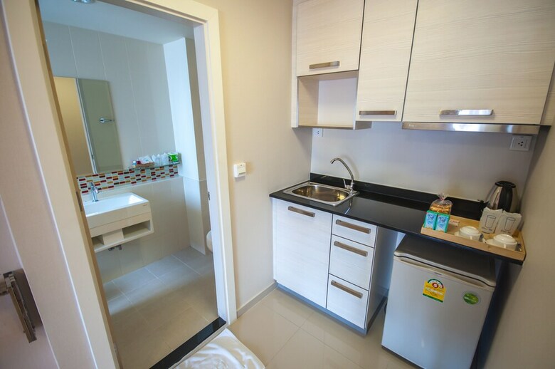 Aparthotel Implace Impact @ Msociety Condo