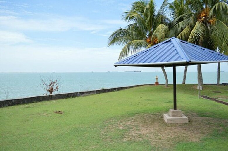 Hotel Shah's Beach Resort