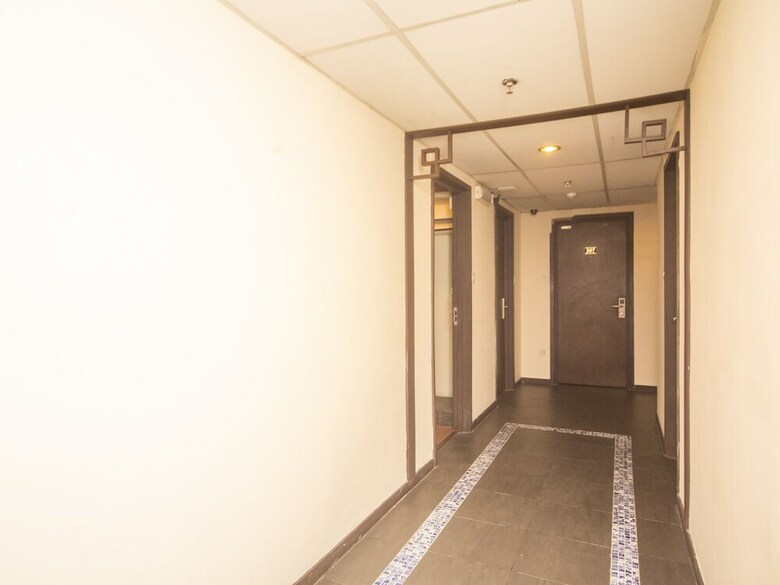 Oyo 1030 Nak Hotel