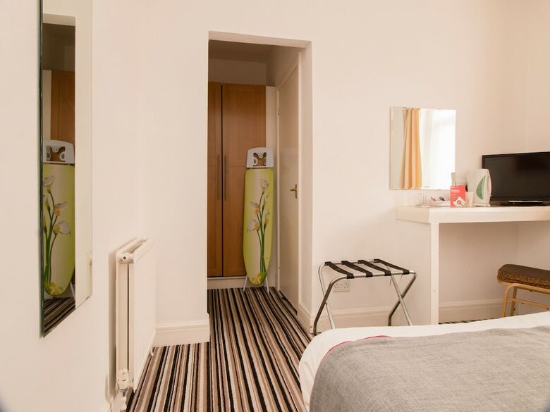 Hotel Oyo Cardiff Central