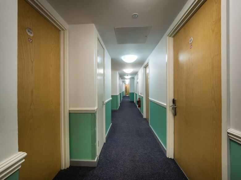 Hostal Lse Grosvenor House