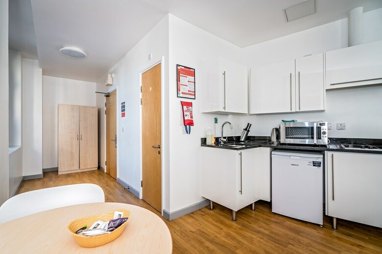 Hostal Lse Grosvenor House
