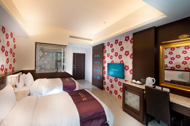 Hotel Cherry Feast Resort
