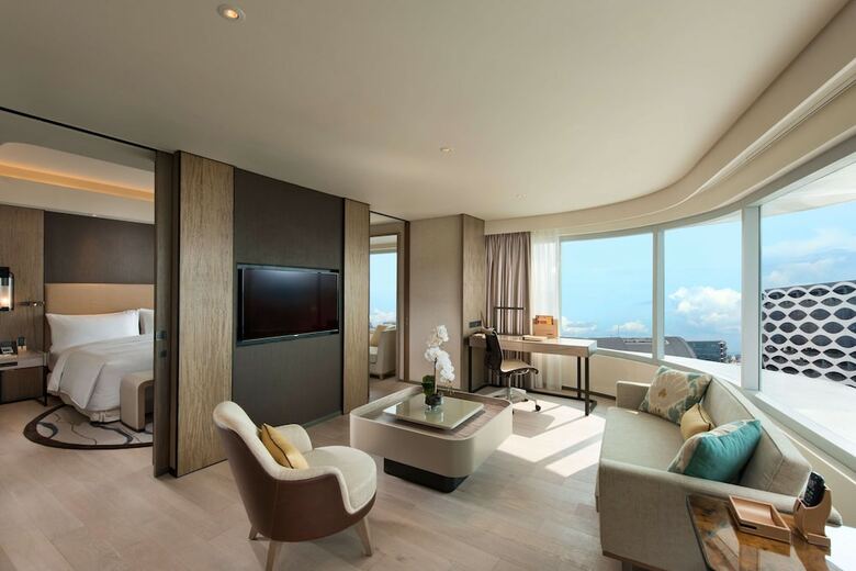Hotel Conrad Manila
