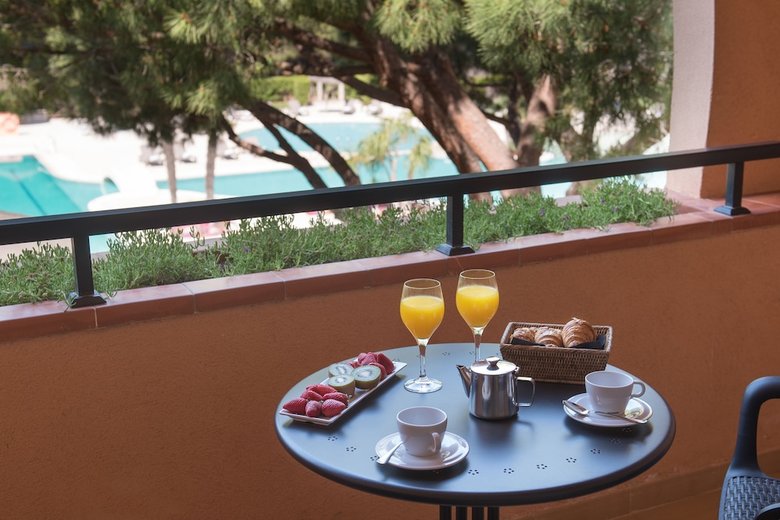 Hotel La Costa Golf & Beach Resort