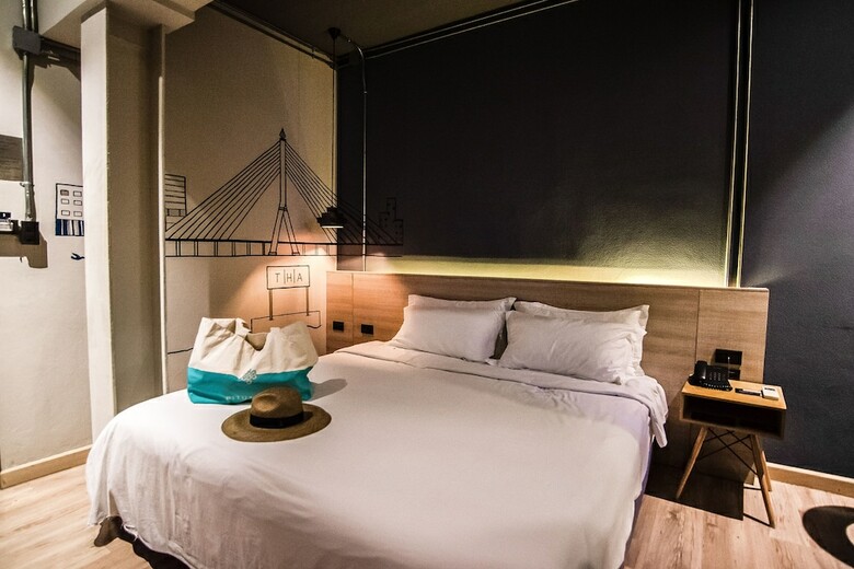 Tha City Loft Hotel
