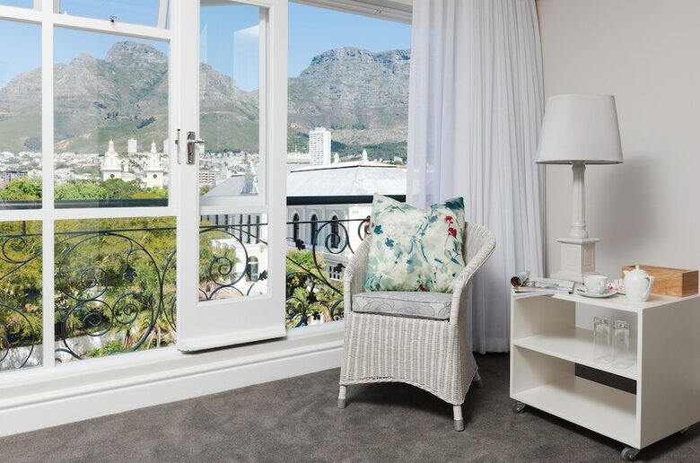 Cape Town Hollow Boutique Hotel