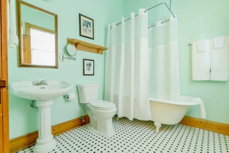 Bed & Breakfast Sweetwater Branch Inn