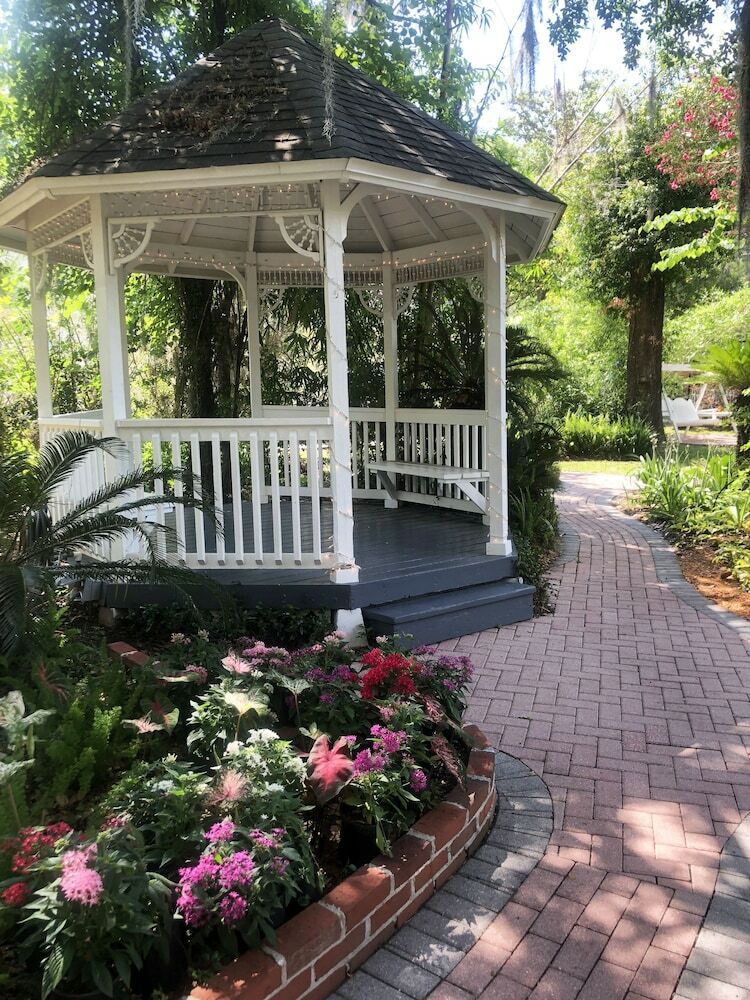 Bed & Breakfast Sweetwater Branch Inn