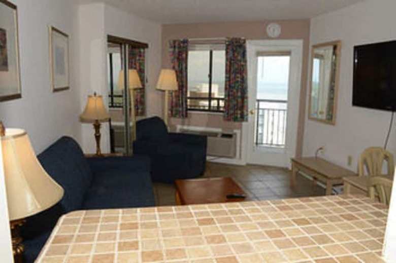 Bluewater Resort By Elliott Beach Rentals