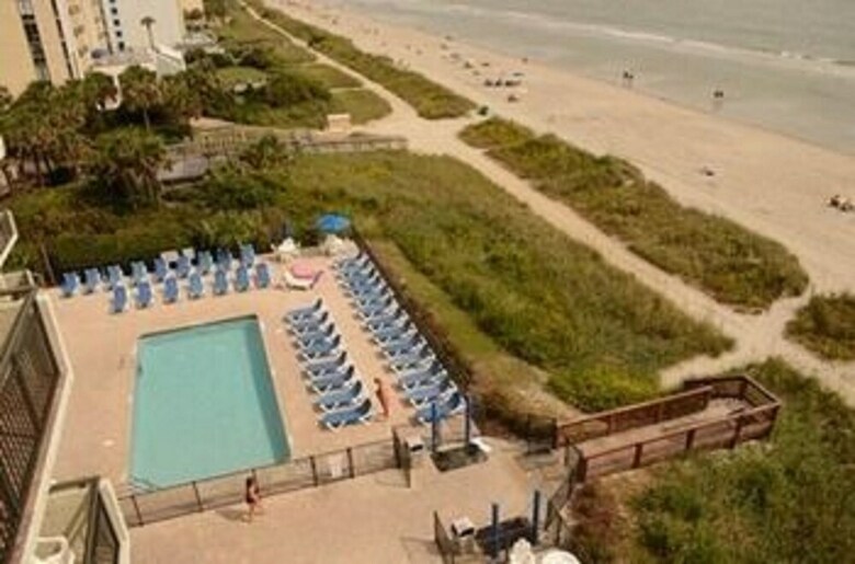 Bluewater Resort By Elliott Beach Rentals