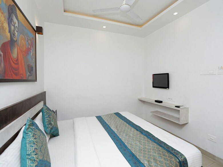 Hotel Oyo 946 Royce Studio Apartments