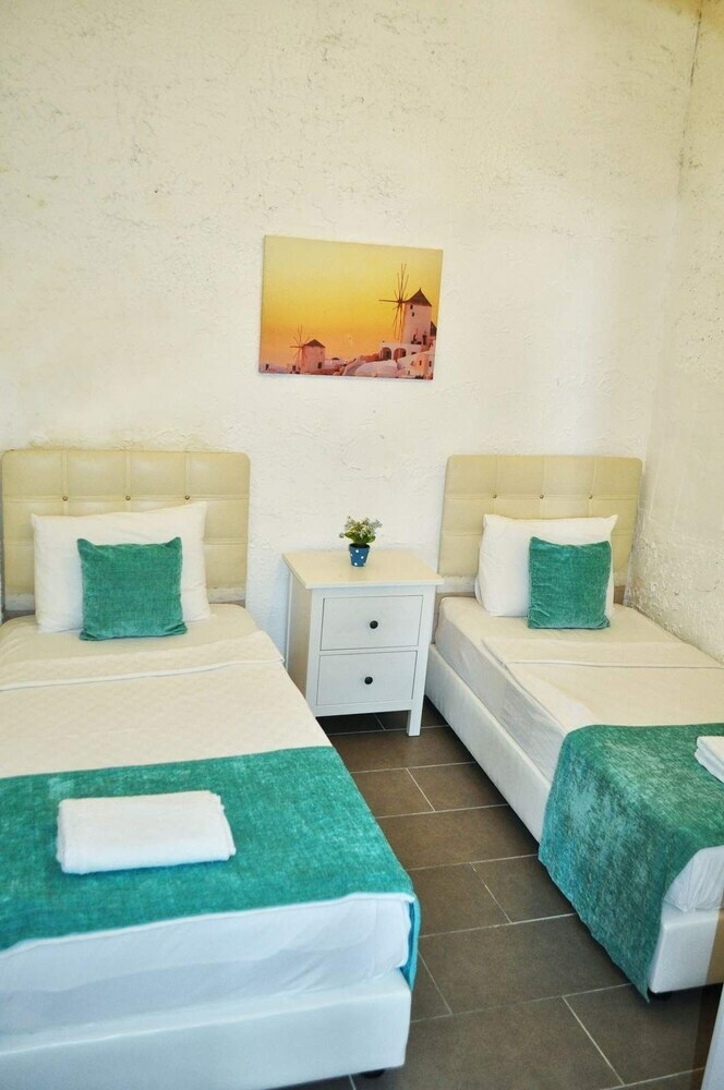 Hotel Lavinya Otel