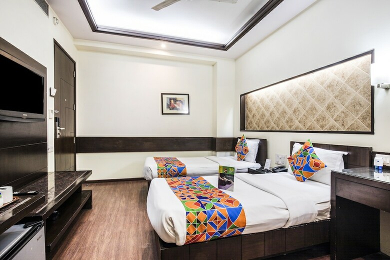 Fabhotel Aashraye Nehru Place
