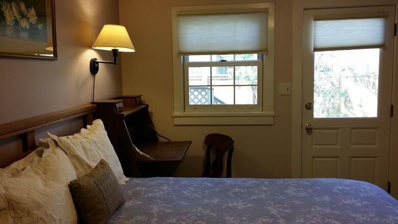 Briar Rose Bed And Breakfast