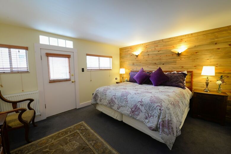 Briar Rose Bed And Breakfast