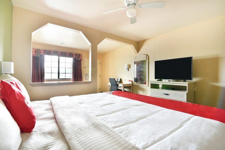 Oyo Hotel Yoakum West