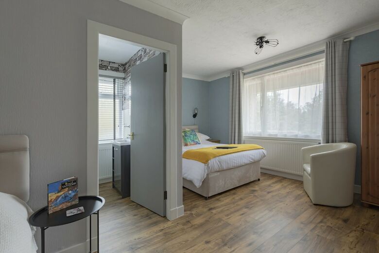 Hotel Braeburn Guest House / B&B