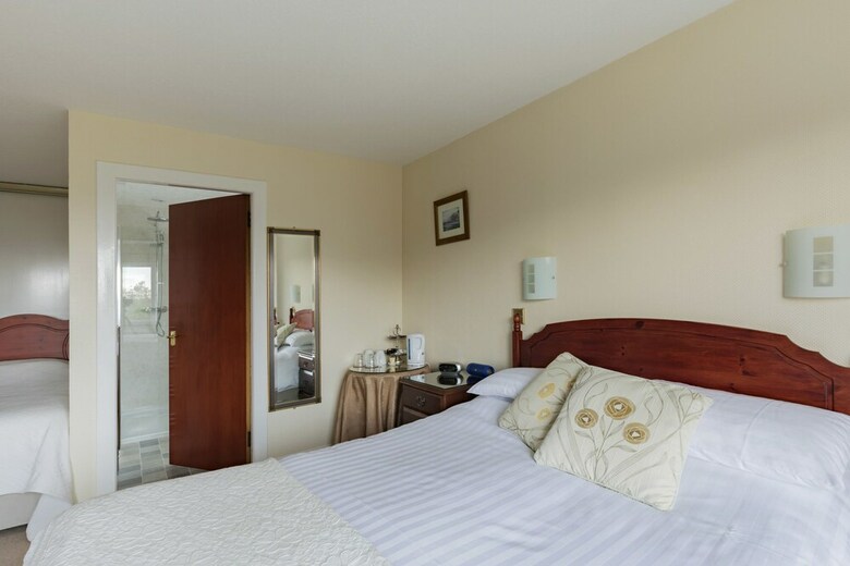 Hotel Braeburn Guest House / B&B