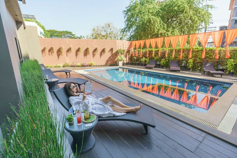Cmor Hotel Chiang Mai By Andacura