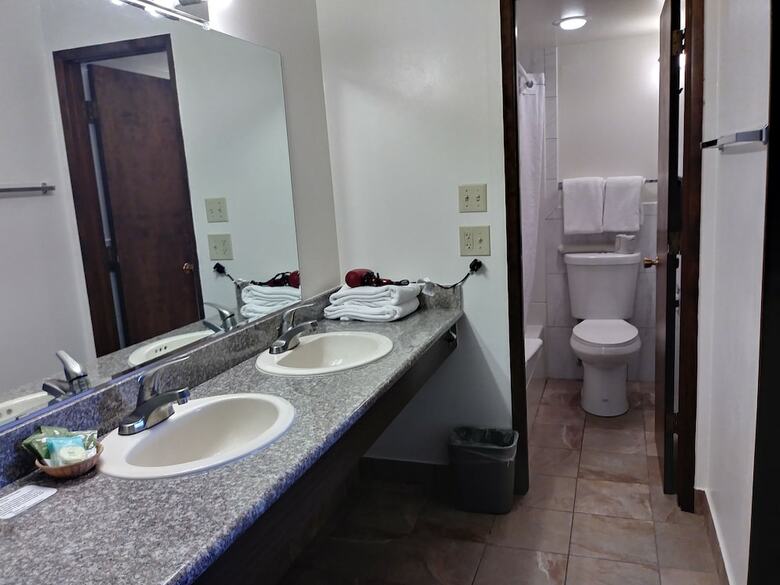 Motel University Inn
