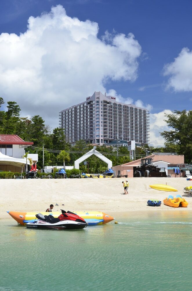 Hotel Okinawa Marriott Resort & Spa