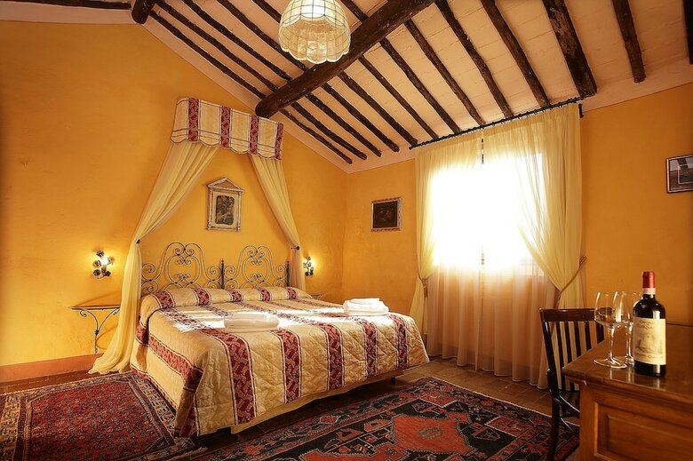 Agroturismo Castello Di Tornano