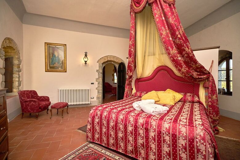 Agroturismo Castello Di Tornano