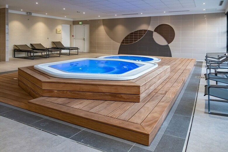 Hotel Novotel Saint-quentin In Yvelines