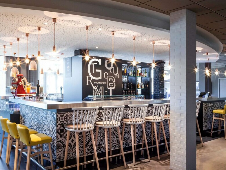 Hotel Novotel Saint-quentin In Yvelines
