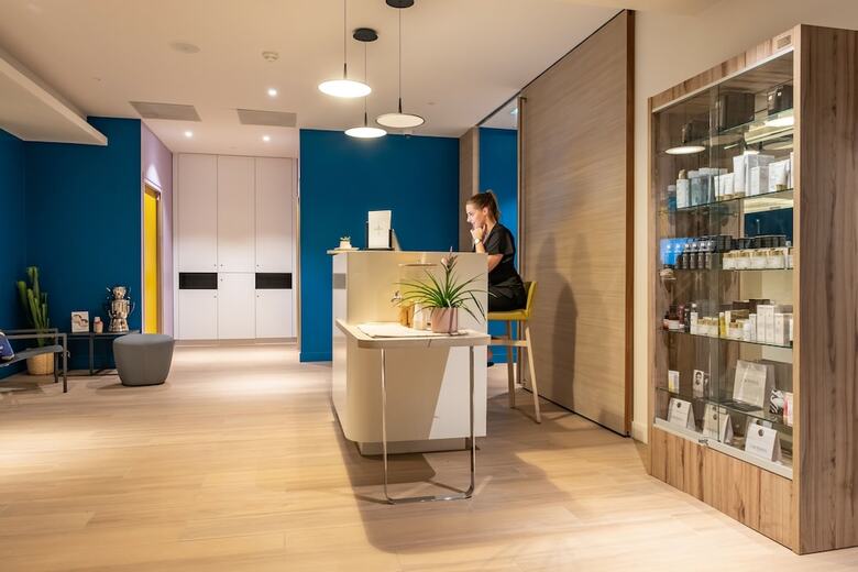 Hotel Novotel Saint-quentin In Yvelines
