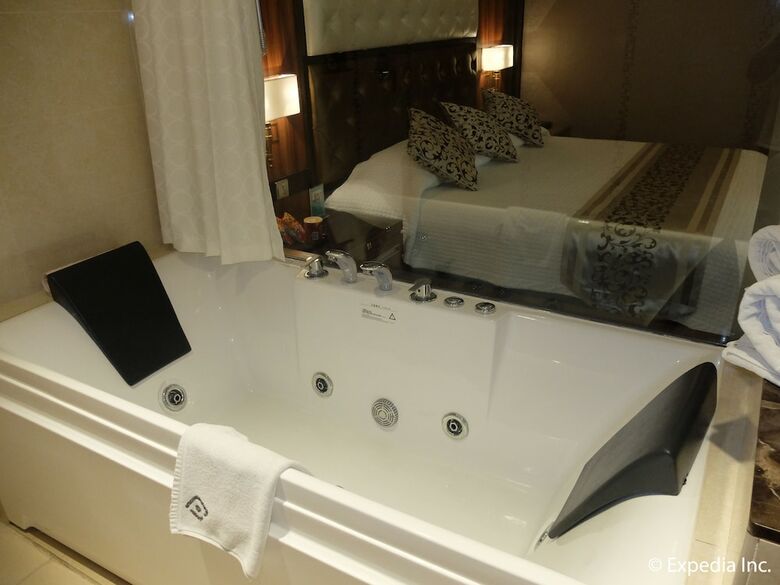 Hotel Central Park Tower Resort