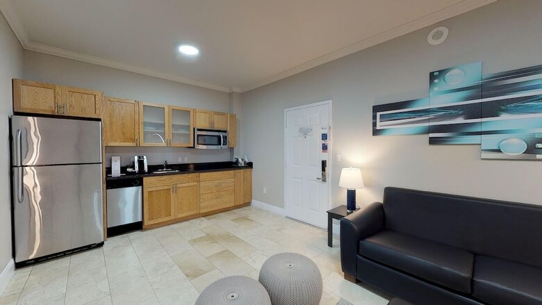Nuvo Suites Hotel