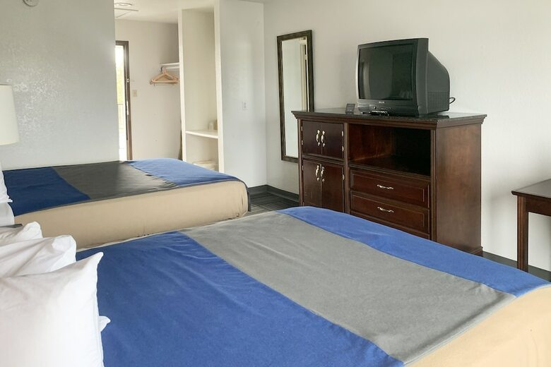 Hotel Lake St Loius