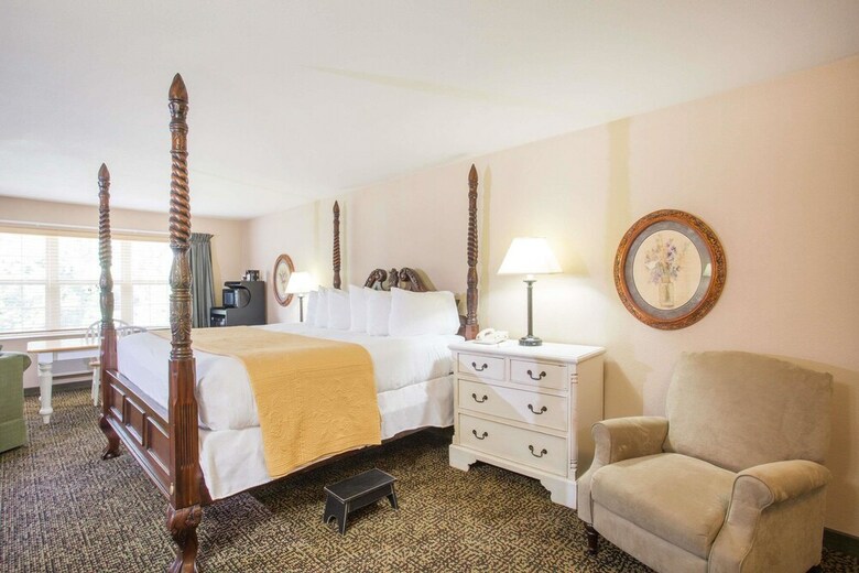 Ramada By Wyndham Galena Hotel And Day Spa