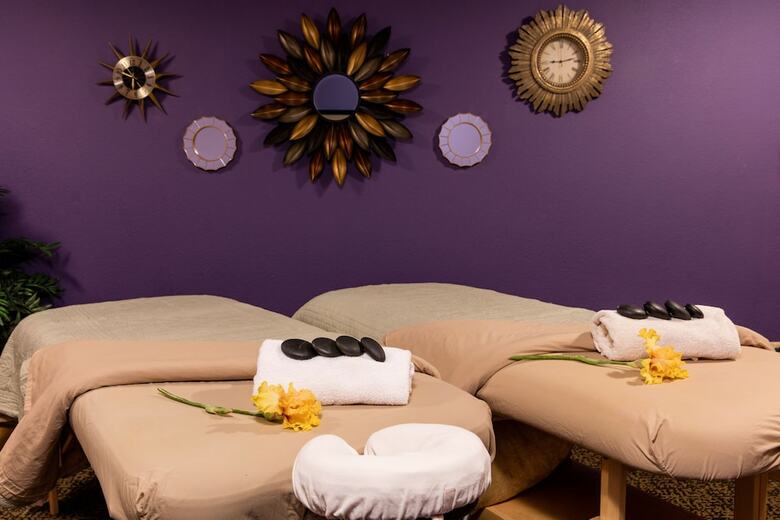 Ramada By Wyndham Galena Hotel And Day Spa