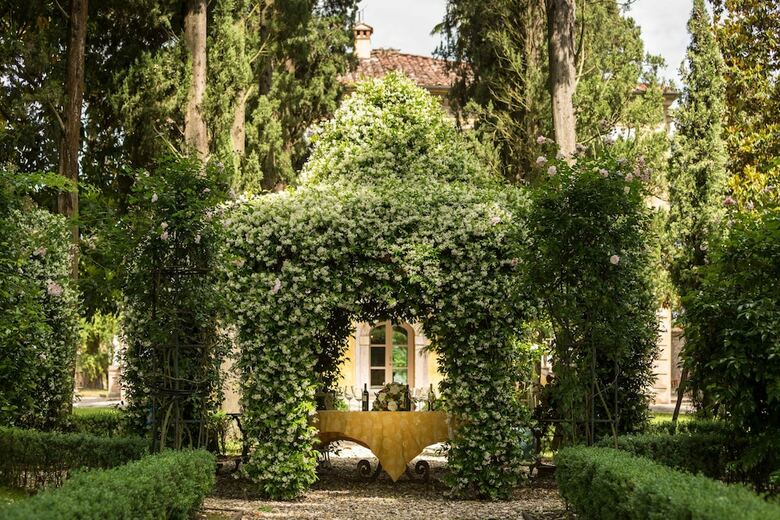 Coselli's Collection Luxury Villas Rental