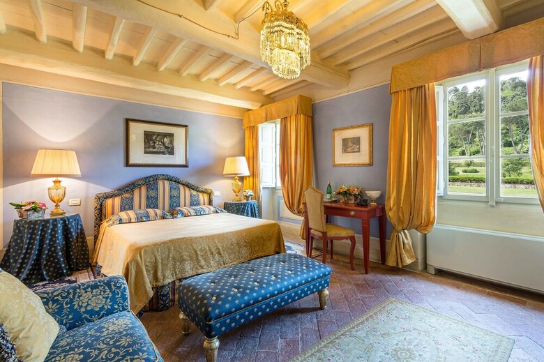 Coselli's Collection Luxury Villas Rental