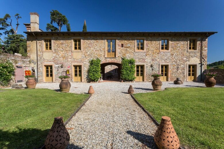 Coselli's Collection Luxury Villas Rental