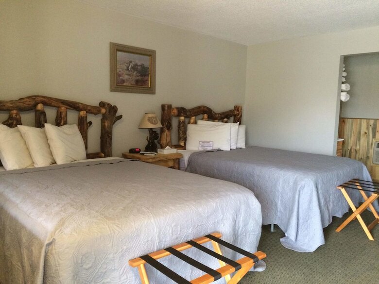 Hotel Yellowstone Valley Inn