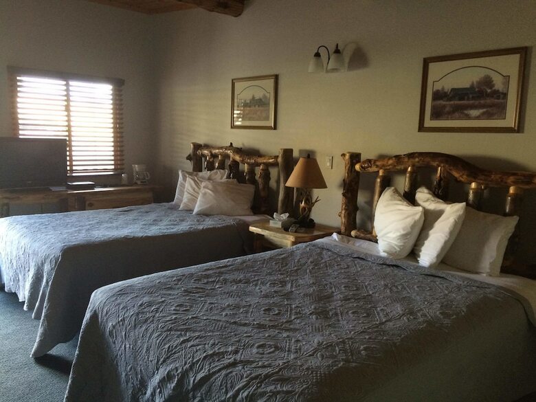 Hotel Yellowstone Valley Inn