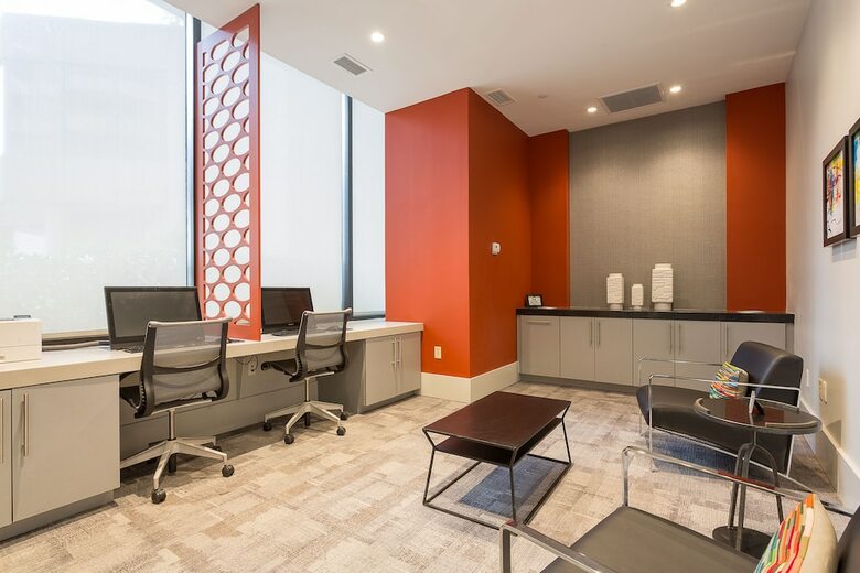 Aparthotel Oakwood Crystal City