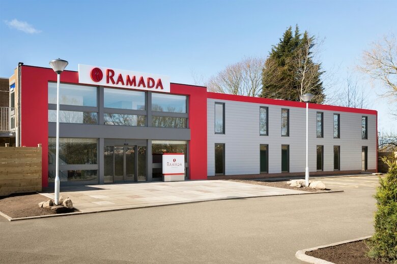 Hotel Ramada By Wyndham Chorley South
