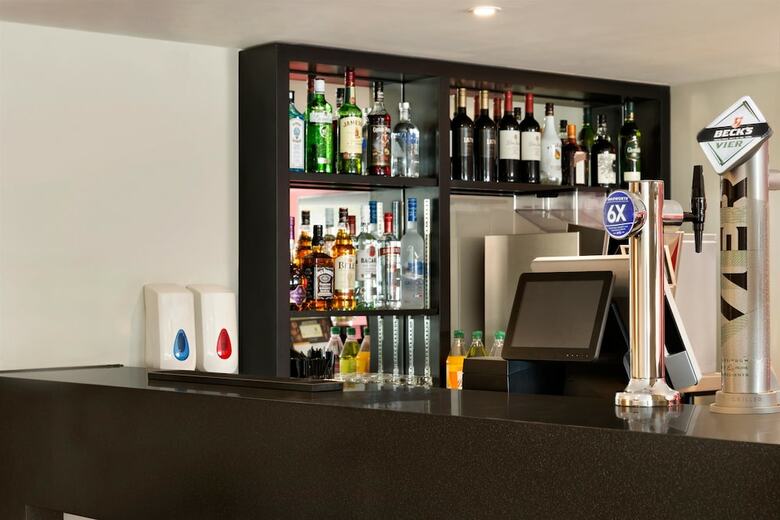 Hotel Ramada By Wyndham Chorley South