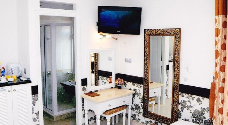 Hoang Thanh Thuy Hotel 2