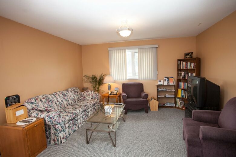 Midnight Sun Inn Bed And Breakfast